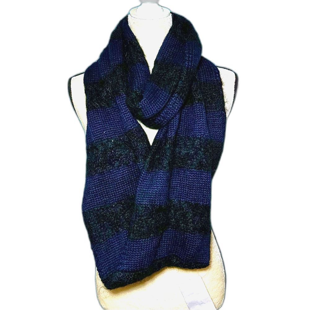 NWT Lord & Taylor Mohair Blend Textured Knit Infinity Scarf